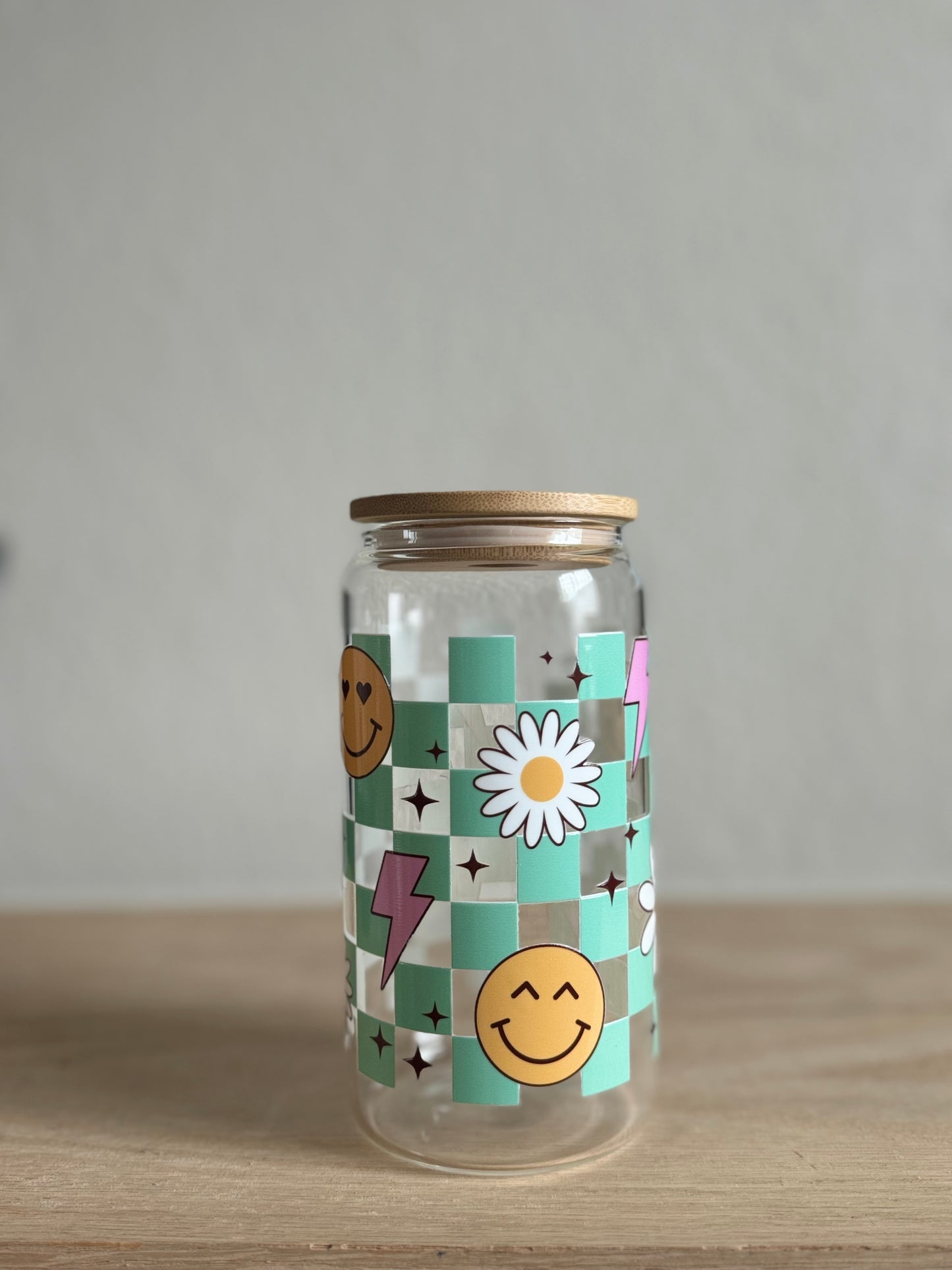 Smiley Face - Checkered 16oz Glass Can